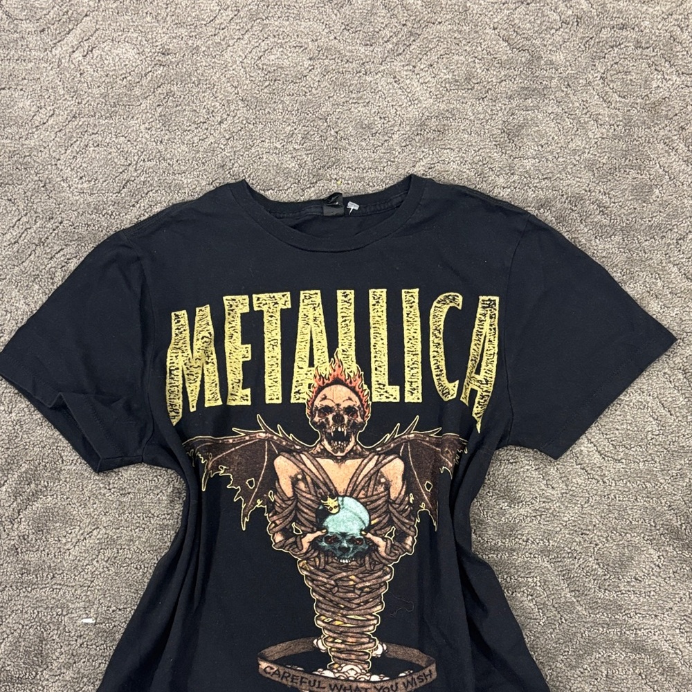 Metallica Black Graphic Tee